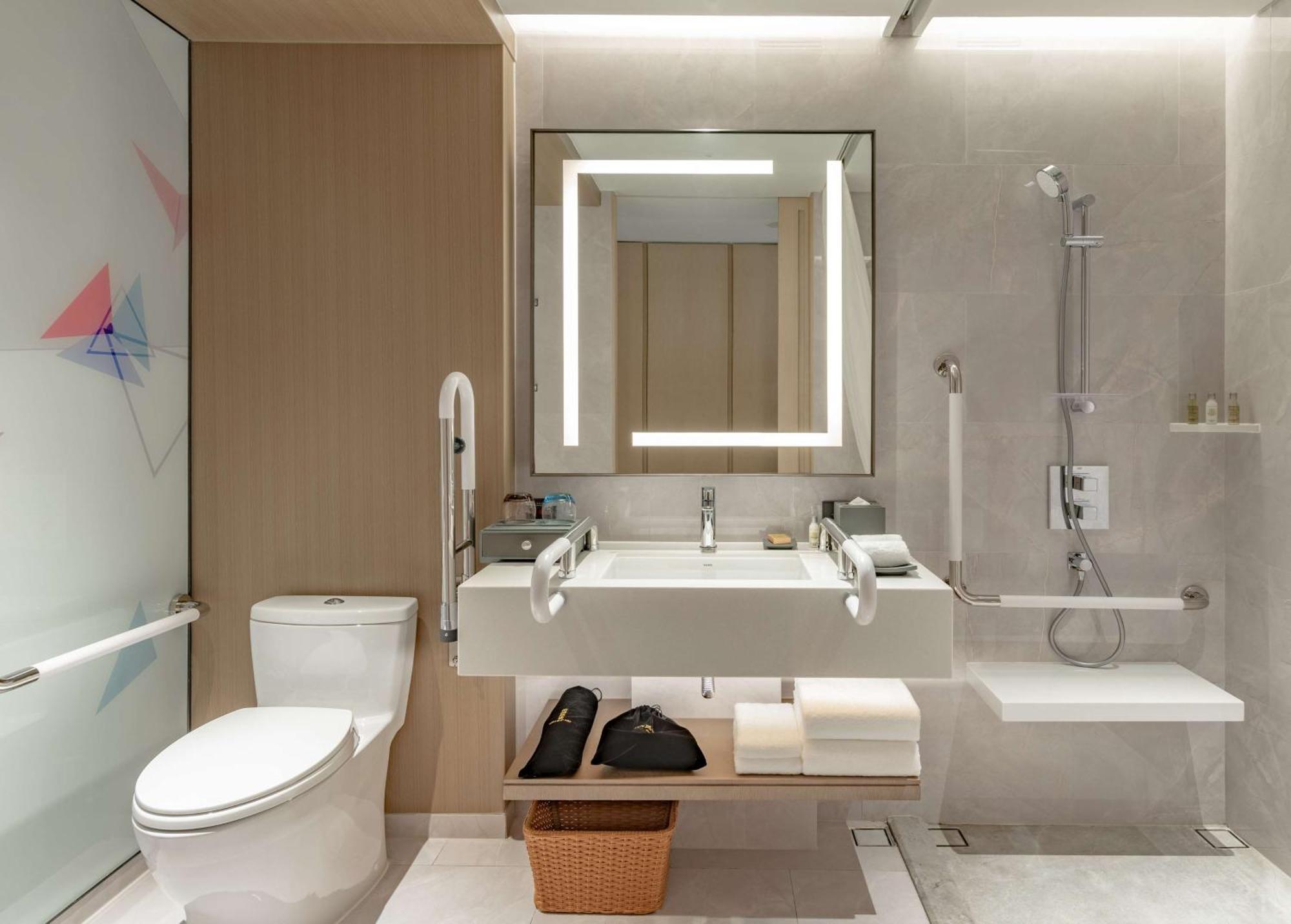 Hilton Garden Inn Shenzhen World Exhibition & Convention Center Exterior foto
